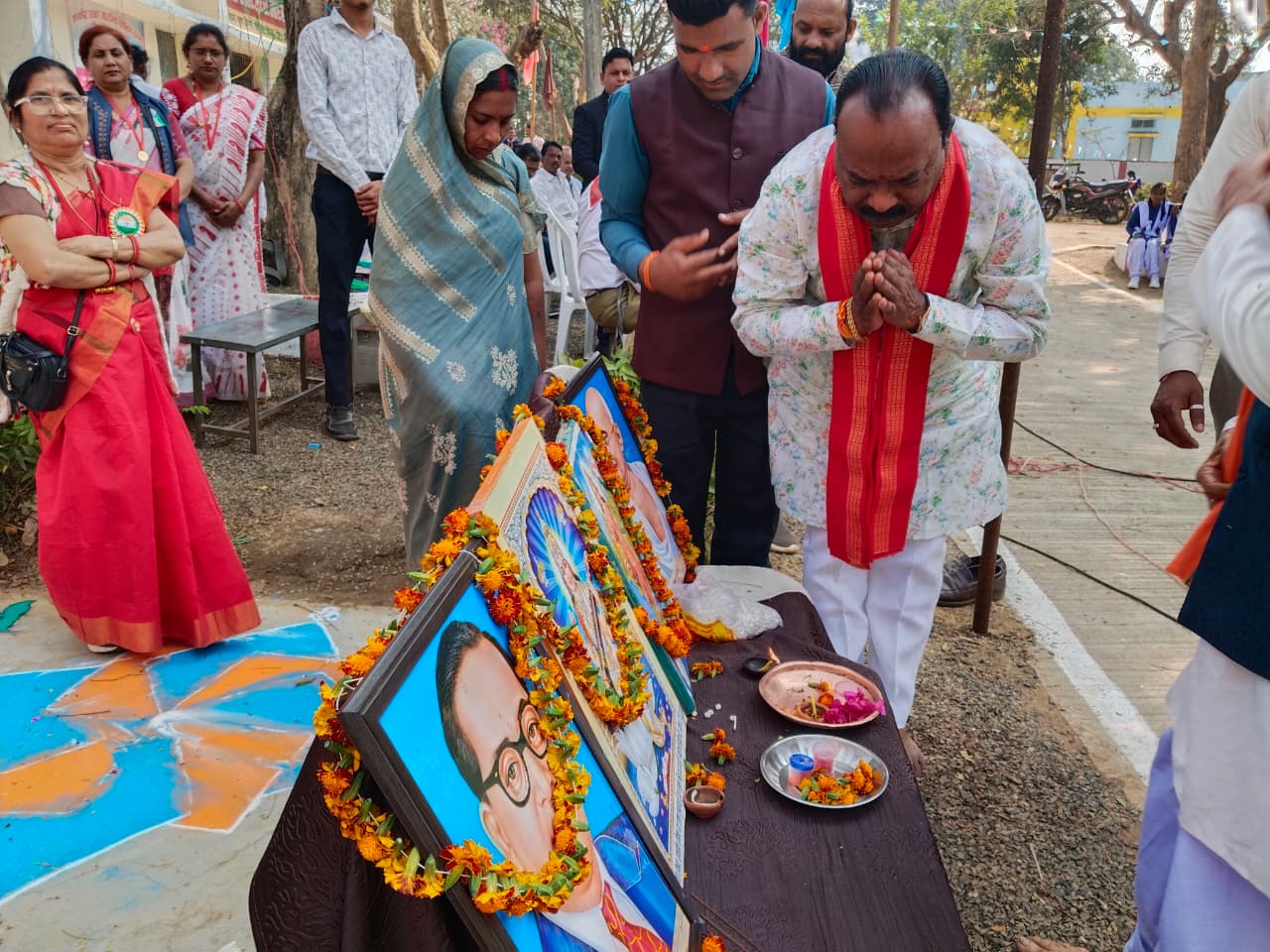 एकीकृत शासकीय उच्चतर माध्यमिक विद्यालय दमोह में हर्षोल्लास के साथ मनाया गया गणतंत्र दिवस
