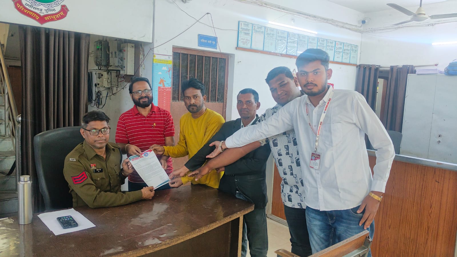 पत्रकार सम्मान की रक्षा के लिए प्रेस रिपोर्टर क्लब ने बिलासपुर थाने में दर्ज कराई शिकायत