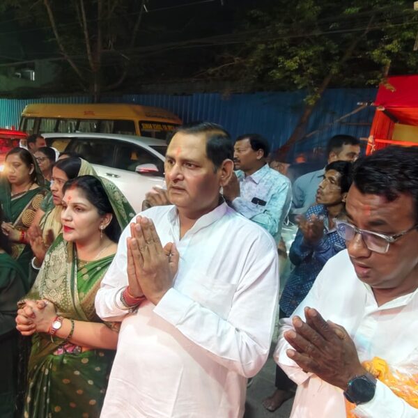 रंग पंचमी व जन्मदिन पर हनुमान जी की महाआरती, पुष्प होली और भंडारे का आयोजन