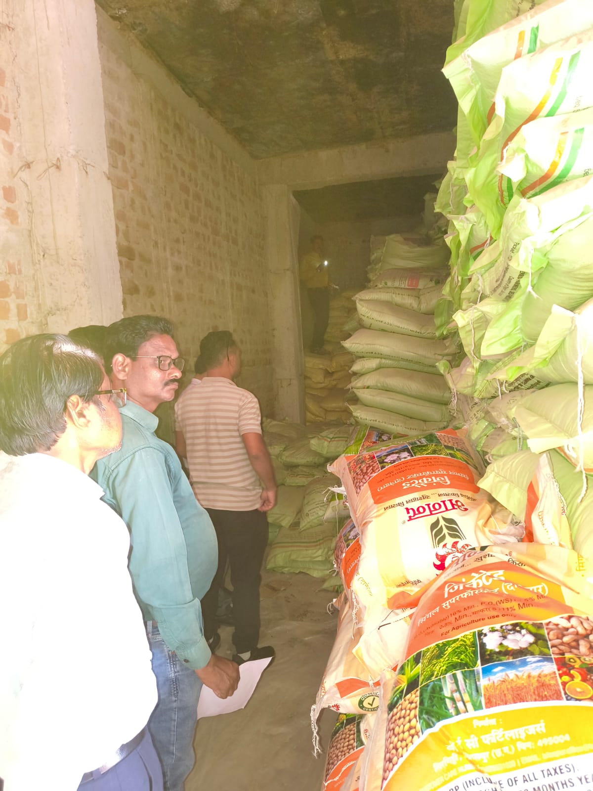 खाद माफियाओं पर कृषि विभाग का छापा! खरीफ 2026-27 से पहले लैलूंगा में मची हड़कंप