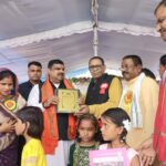 शिक्षा मंत्री गजेंद्र यादव को प्रेस रिपोर्टर क्लब के प्रदेश अध्यक्ष संजय सोनी ने “छत्तीसगढ़ राज्य गौरव सम्मान” से किया सम्मानित