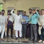 अनियमित बिजली आपूर्ति पर भड़का जनआक्रोश, सिरगिट्टी बिजली कार्यालय पहुंचकर जताया विरोध