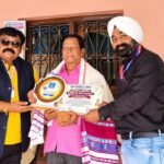 सेवानिवृत्त प्राचार्य सादराम सिदार को मिला ‘छत्तीसगढ़ गौरव सम्मान’