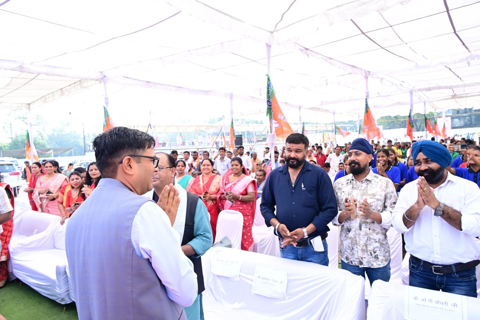 सेवा ज्योति यात्रा में गूंजा विकसित भारत का संकल्प